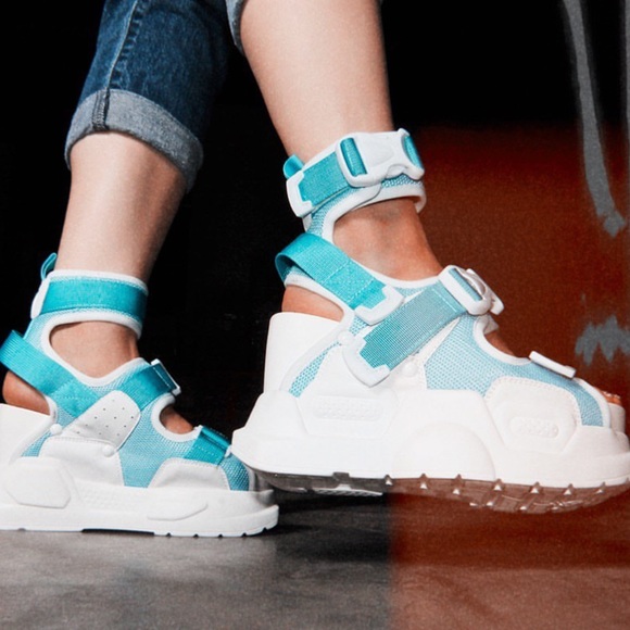 Anthony Wang blue platform sandal